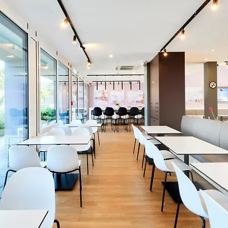 Otel B&B Hotel Heidelberg 3*